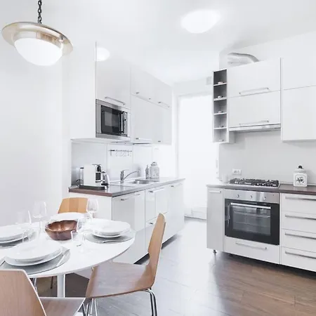 Easylife - Elegance A Few Steps From Citylife Next To M2 Pagano * Milan