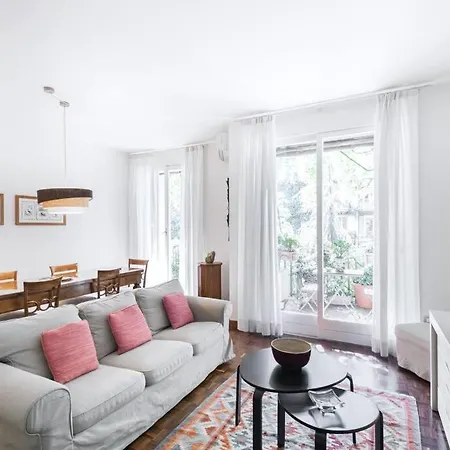 Easylife - Elegance A Few Steps From Citylife Next To M2 Pagano Apartment *