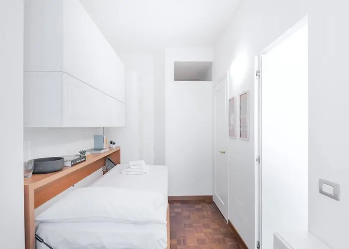 Easylife - - Cherubini 6 - Life Apartmán *