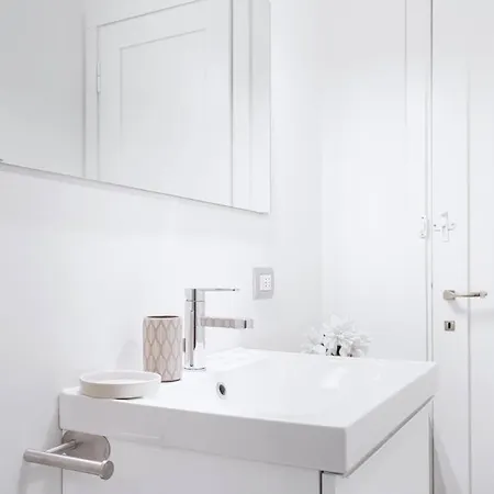 Easylife - Elegance A Few Steps From Citylife Next To M2 Pagano